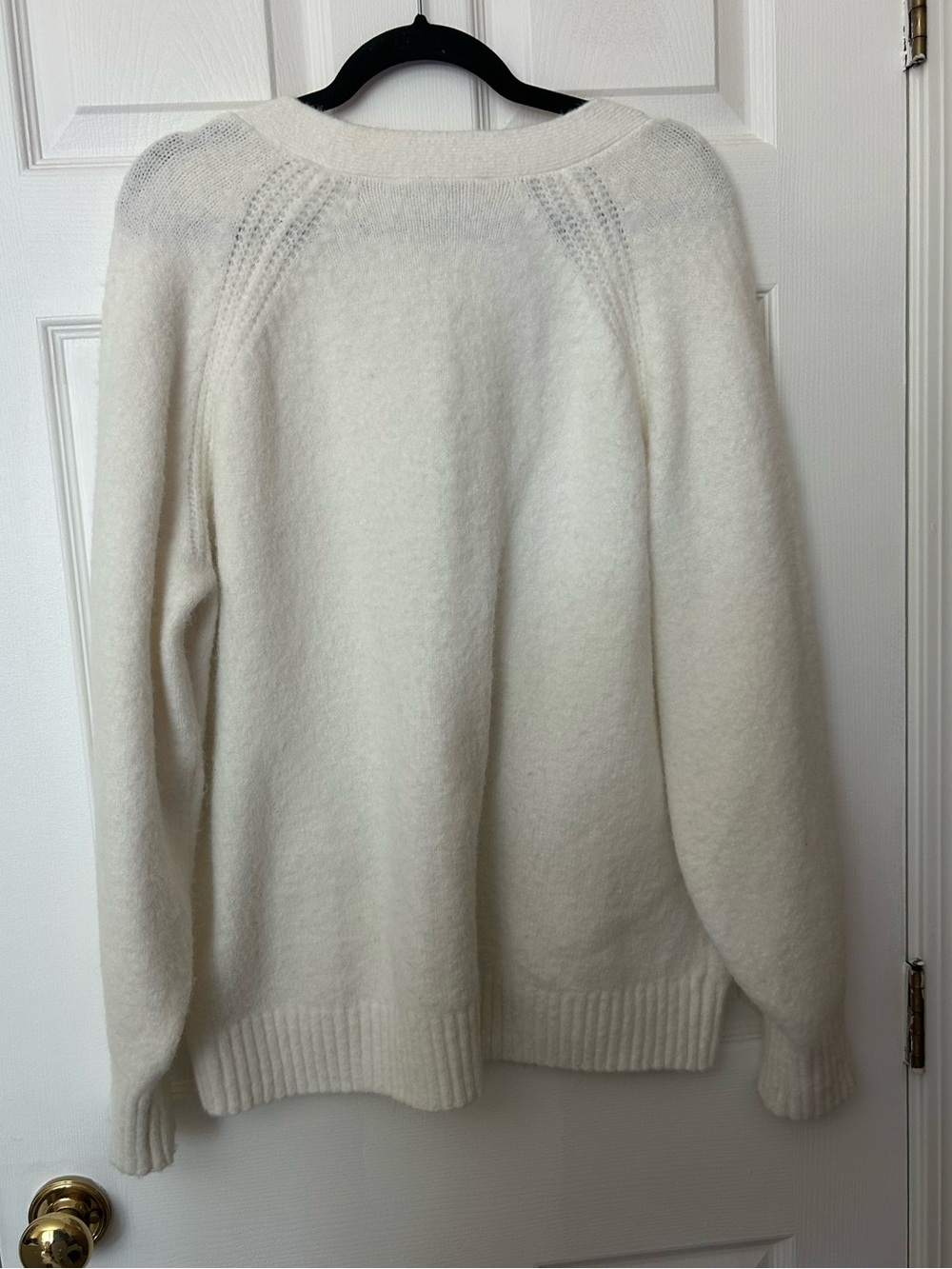 NWT Abercrombie Oversized Dad V-Neck Cardigan - White - Picture 5 of 5